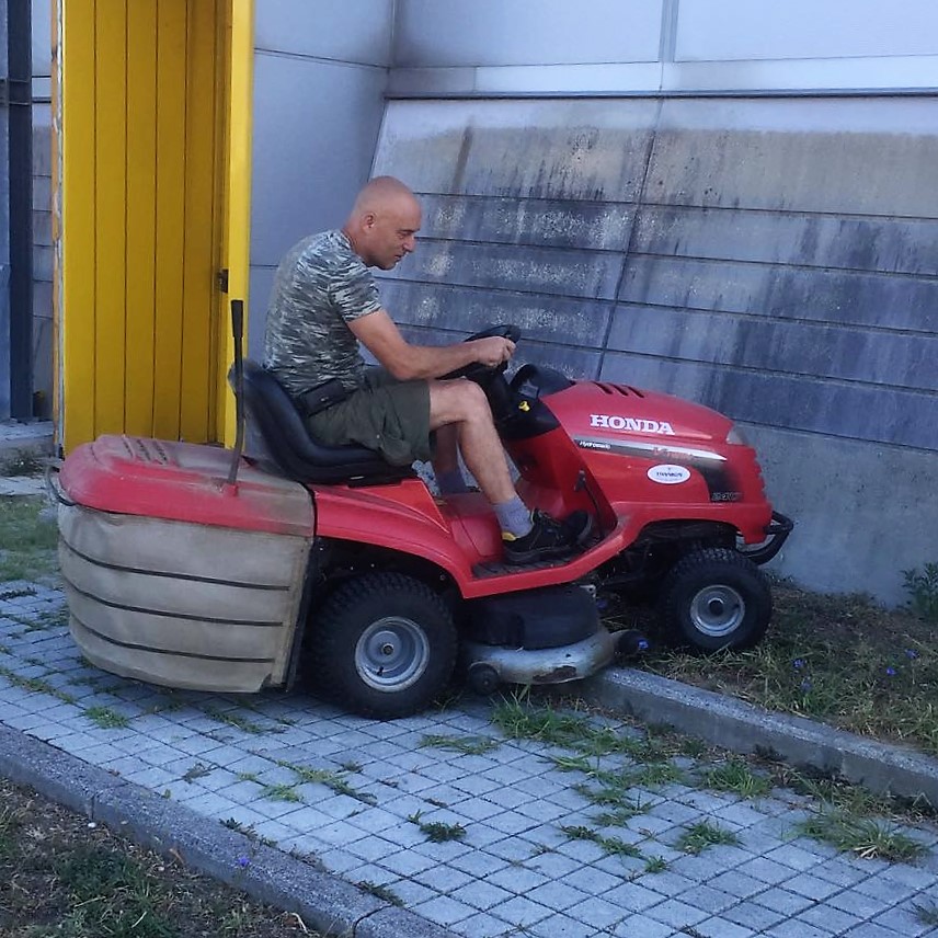 URBINO GIARDINIERE AL PALAPARENTI