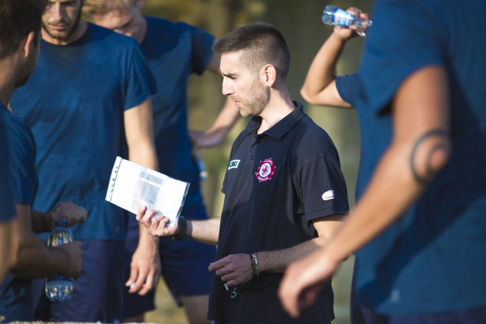 KEMAS LAMIPEL AL COMPLETO CON GUIMARAES IN GRUPPO