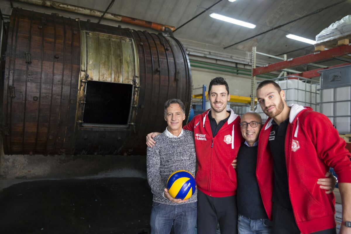 I “LUPI” ALLA CONCERIA BCN DEI FRATELLI LUPI