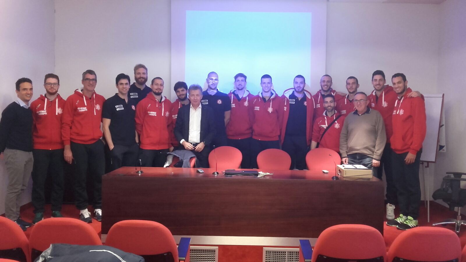 I “LUPI” A RAPPORTO DAL PROF. FABRIZIO ANGELINI