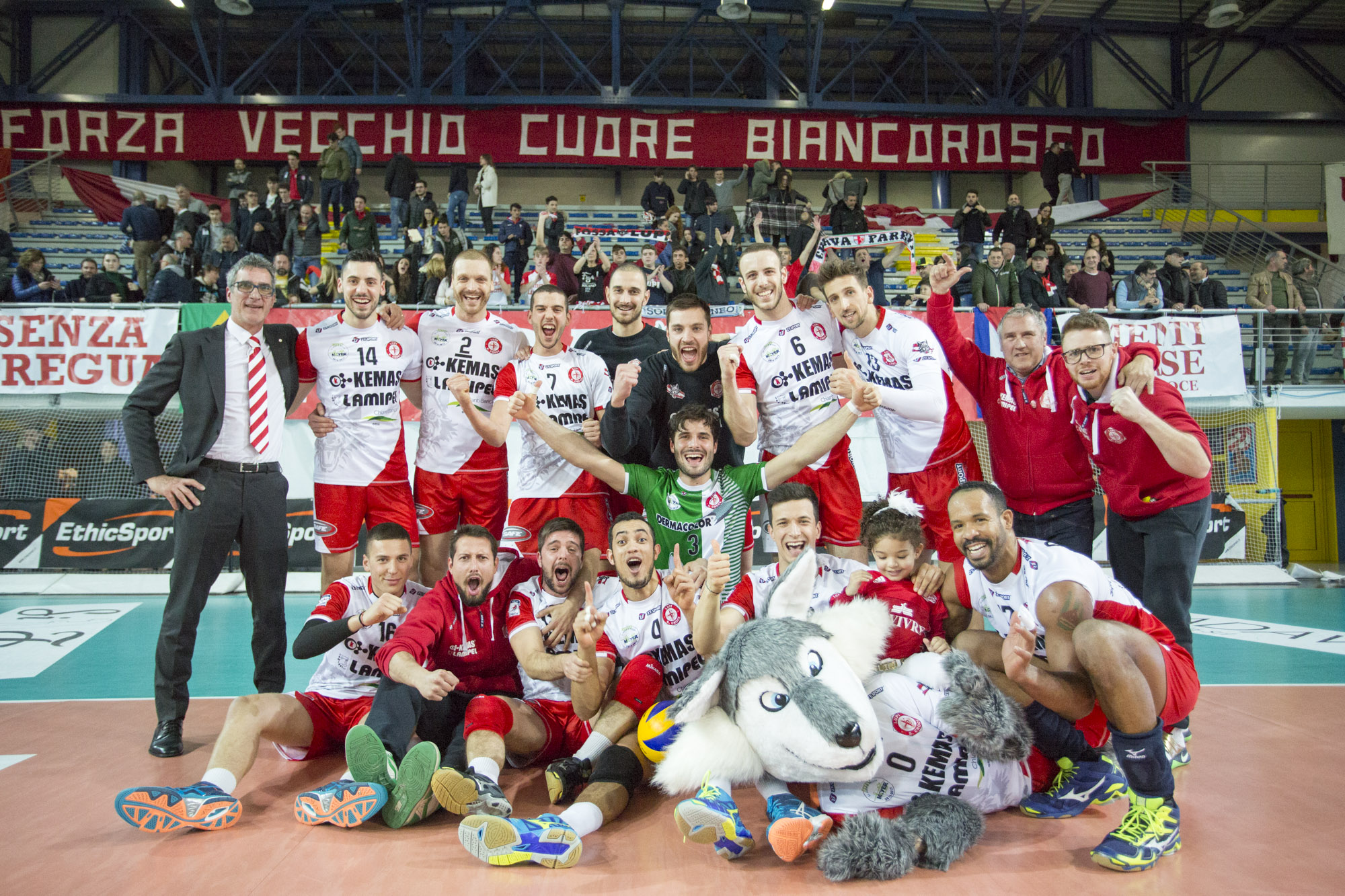 KEMAS LAMIPEL IRRESISTIBILE, STESA LA CAPOLISTA: 3-1