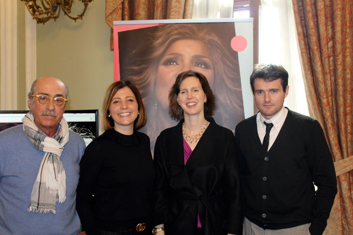 GLORIA GAYNOR IN CONCERTO: LA PRESENTAZIONE AL CONSOLATO AMERICANO