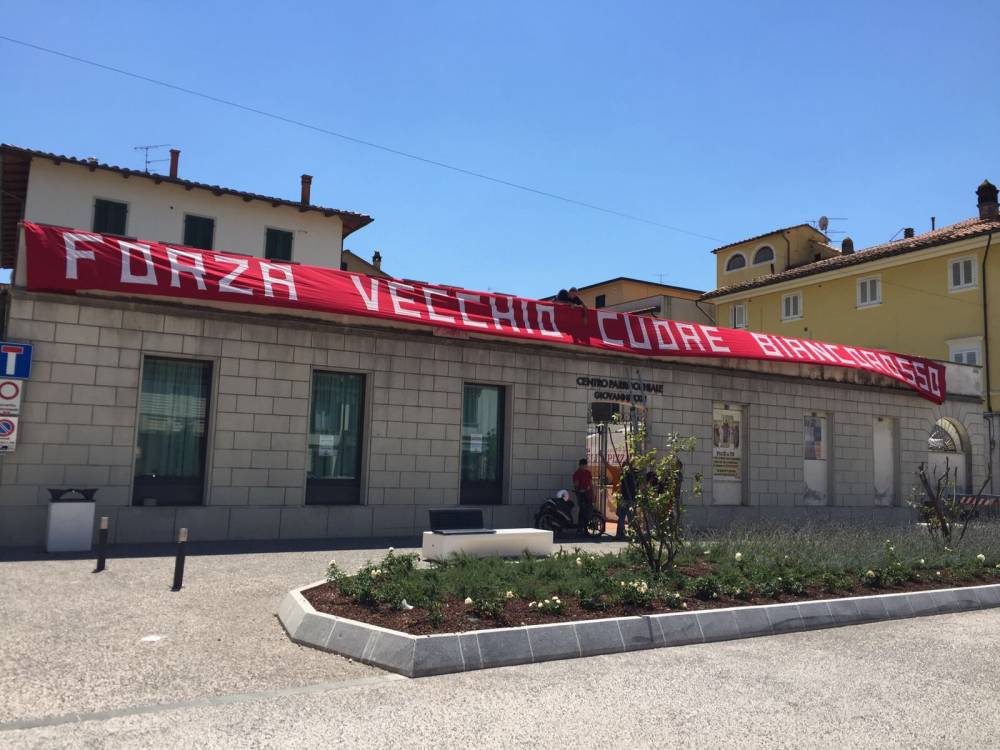 STASERA LA FESTA BIANCOROSSA D’ESTATE