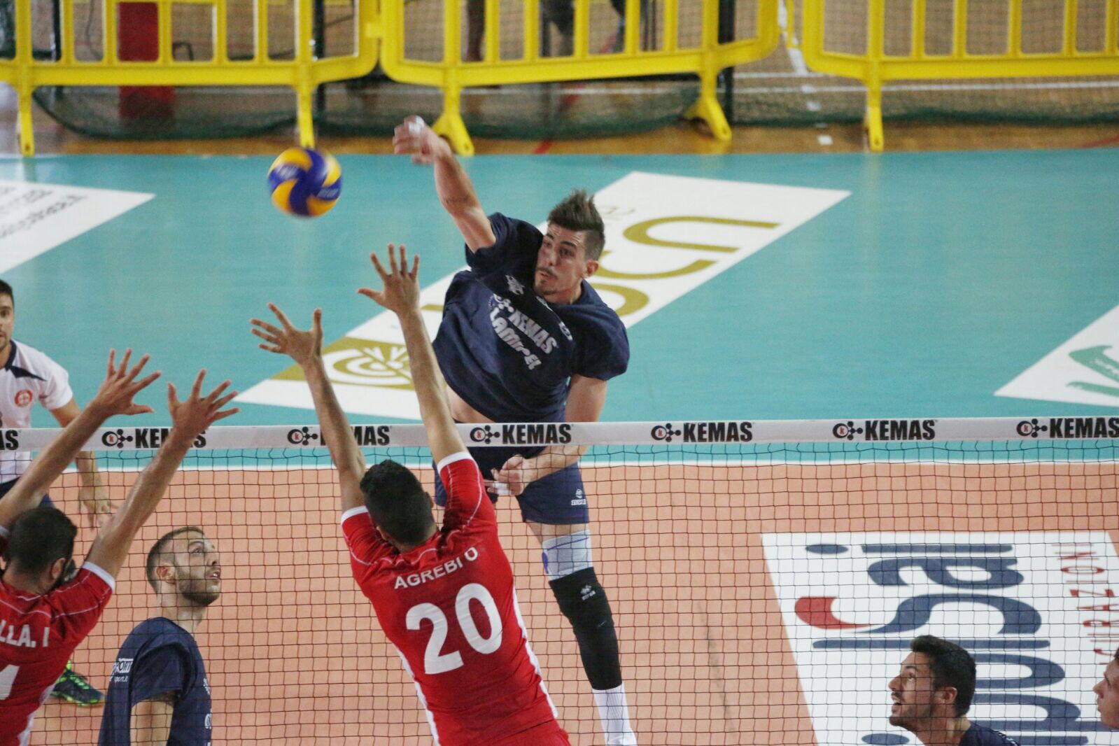 LA PRIMA AMICHEVOLE DELLA KEMAS LAMIPEL