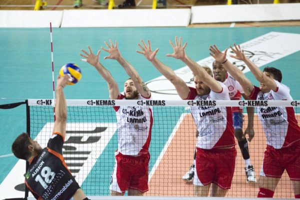 IL DERBY ESALTA I LUPI, DECIMA VITTORIA CONSECUTIVA