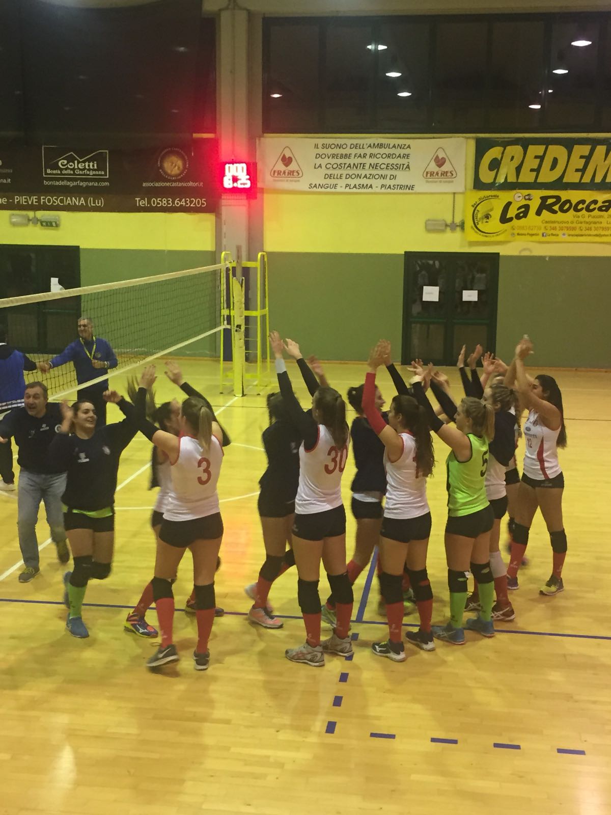 BRILLA LA SERIE D IN UN WEEK END GRIGIO