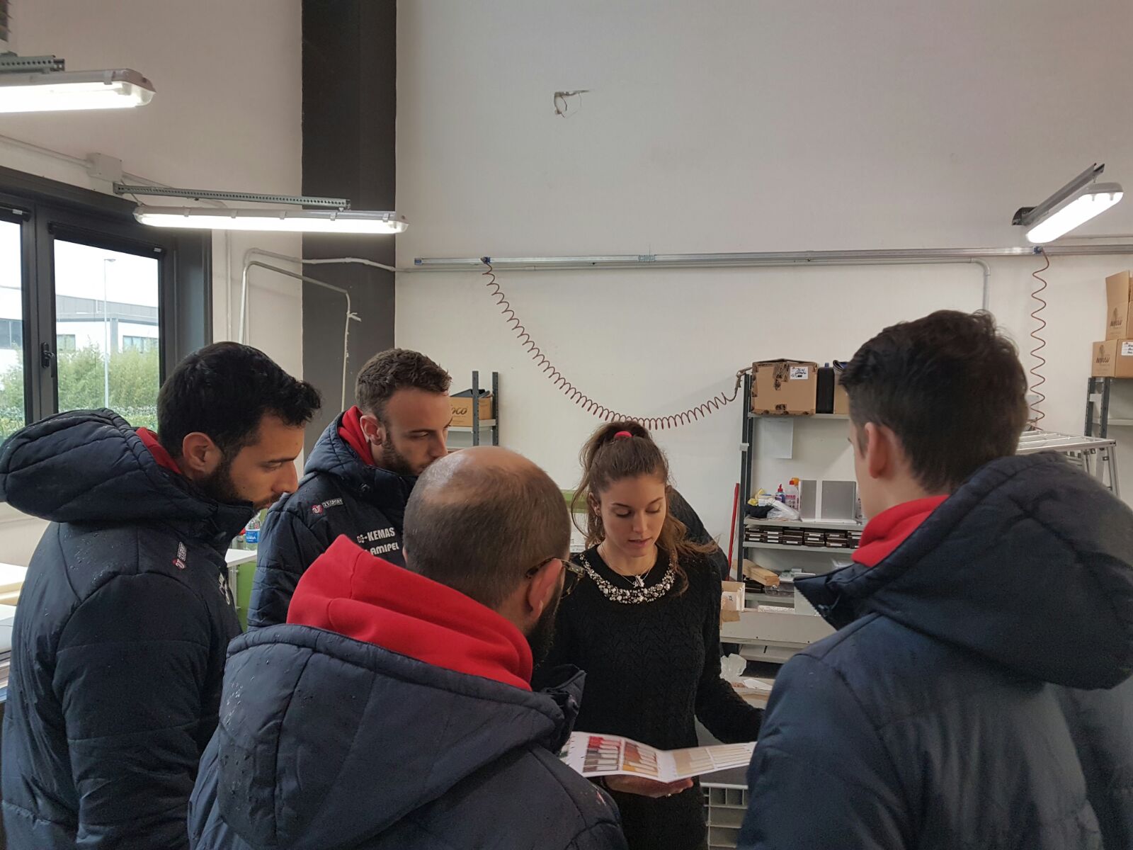 KIMOCO SRL RACCOGLIE LA MODA IN PREZIOSI CAMPIONARI