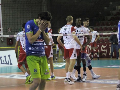 I PRECEDENTI FRA I LUPI ED AVERSA