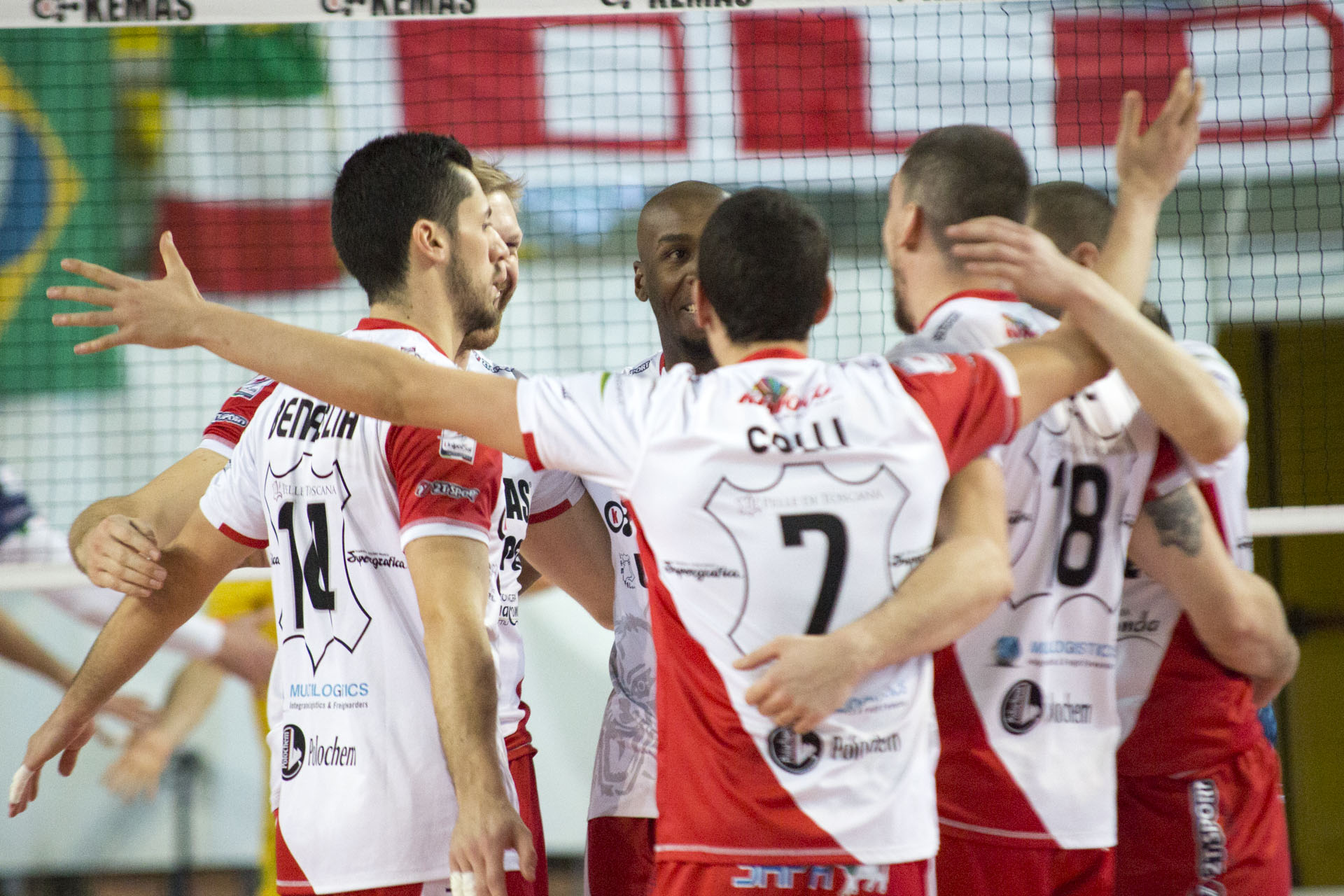 KEMAS LAMIPEL SUPER, TUSCANIA A SECCO: 3-1