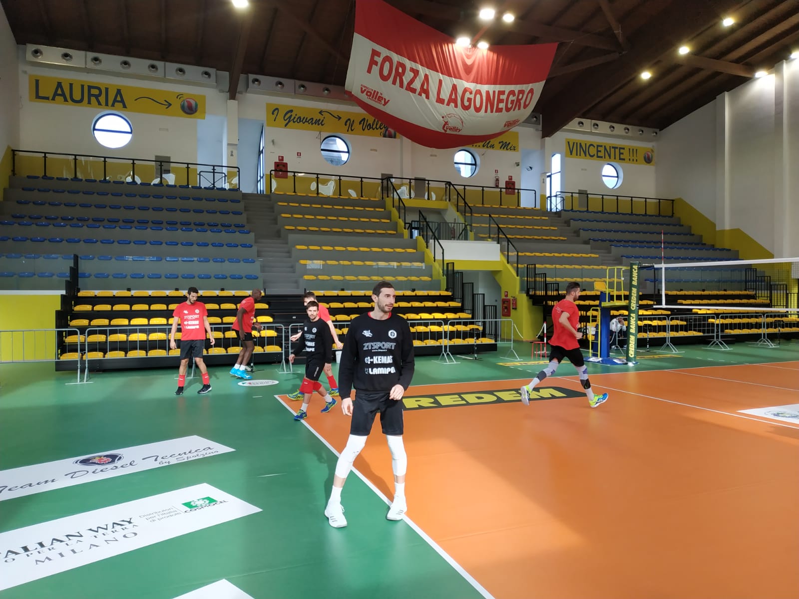 PRIMA TRASFERTA DEI LUPI: TUTTO PRONTO AL VIA