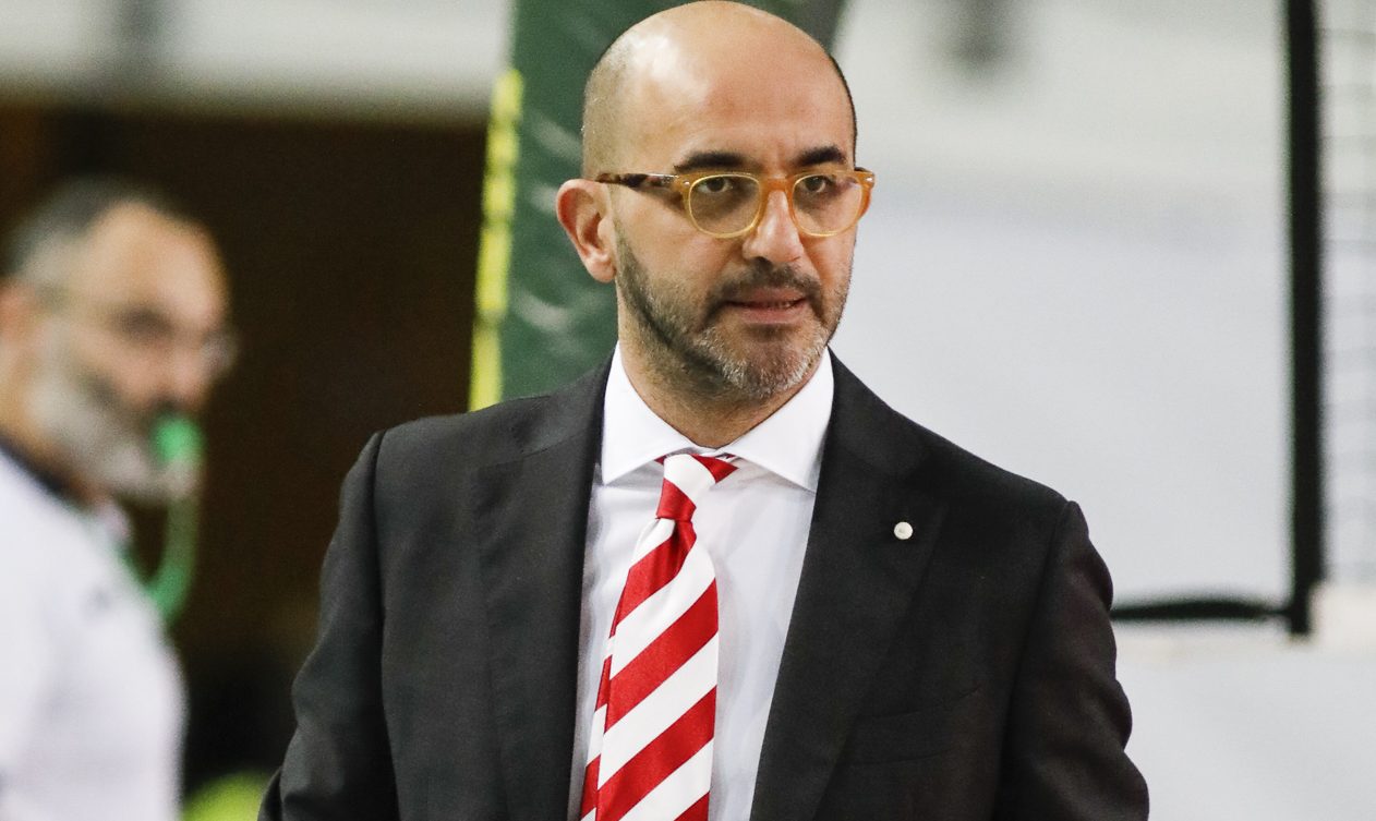 I LUPI VOLANO IN SALENTO: INTERVISTA A MISTER TOTIRE