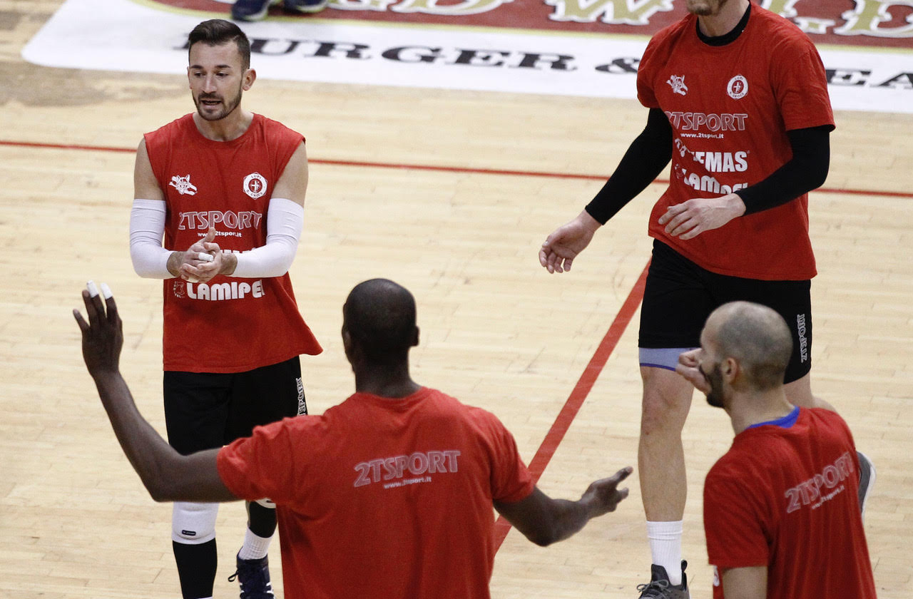 LUPI A SIENA: TESTMATCH POSITIVO CONTRO EMMA VILLAS