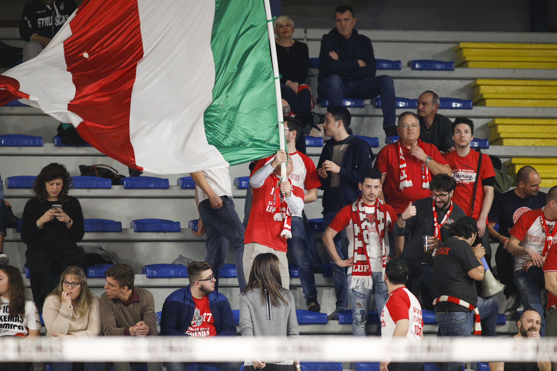 TRIBUTO ALLA FOSSA DEI LUPI