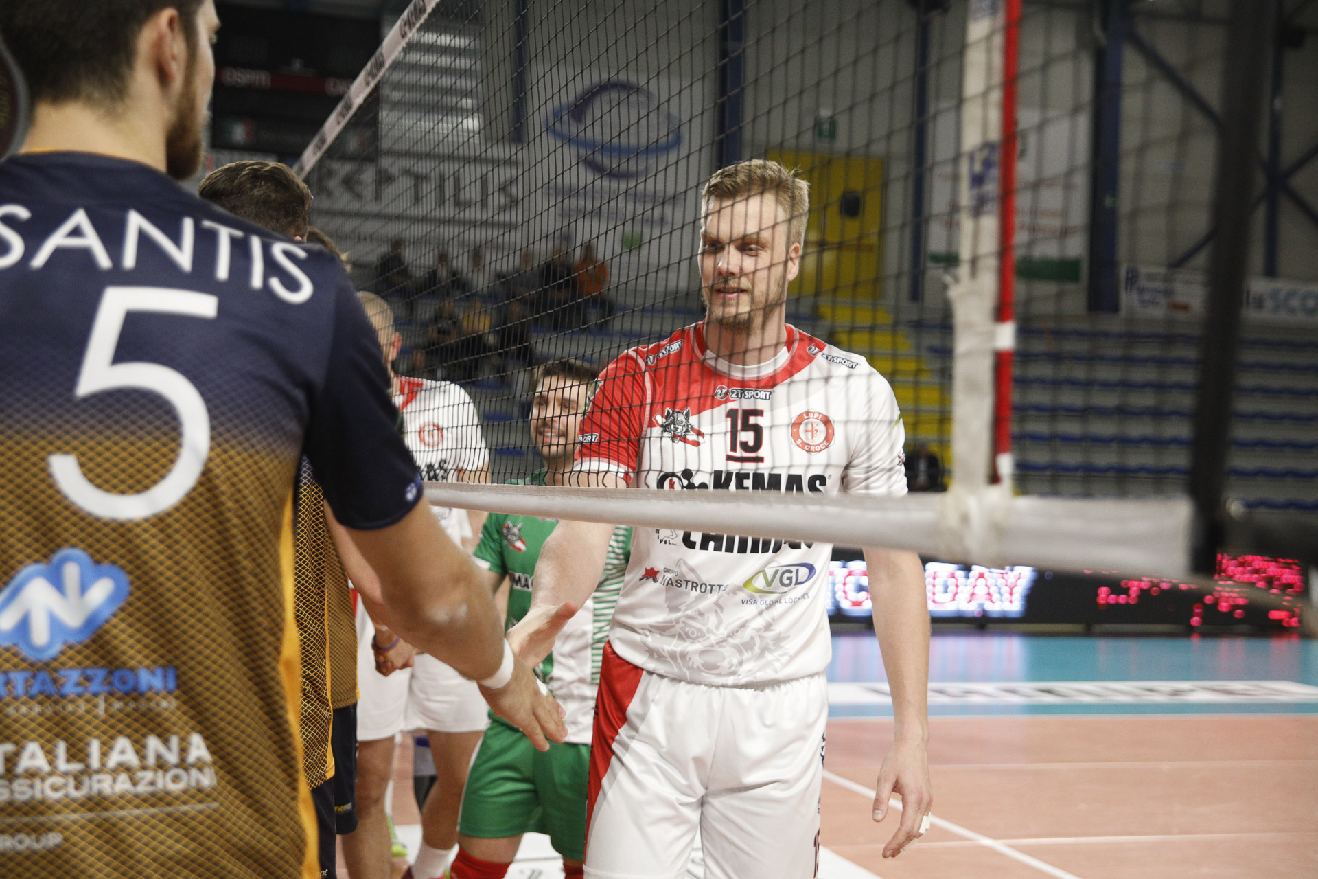 ACQUARONE E CEZAR DOUGLAS NEL POST PARTITA