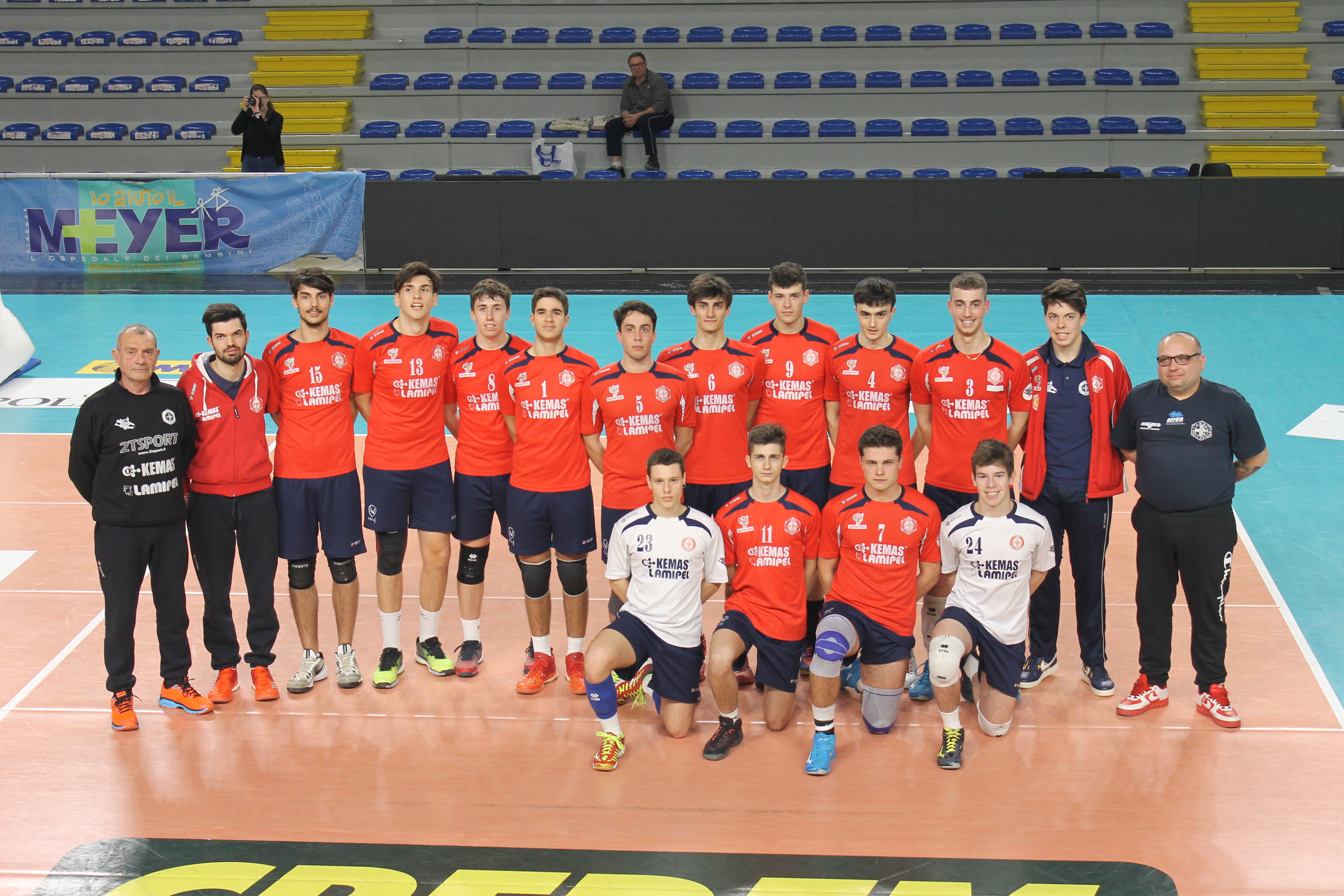 UNDER 18 REGIONALE: LUPI TRAVOLGENTI COL PRATO.