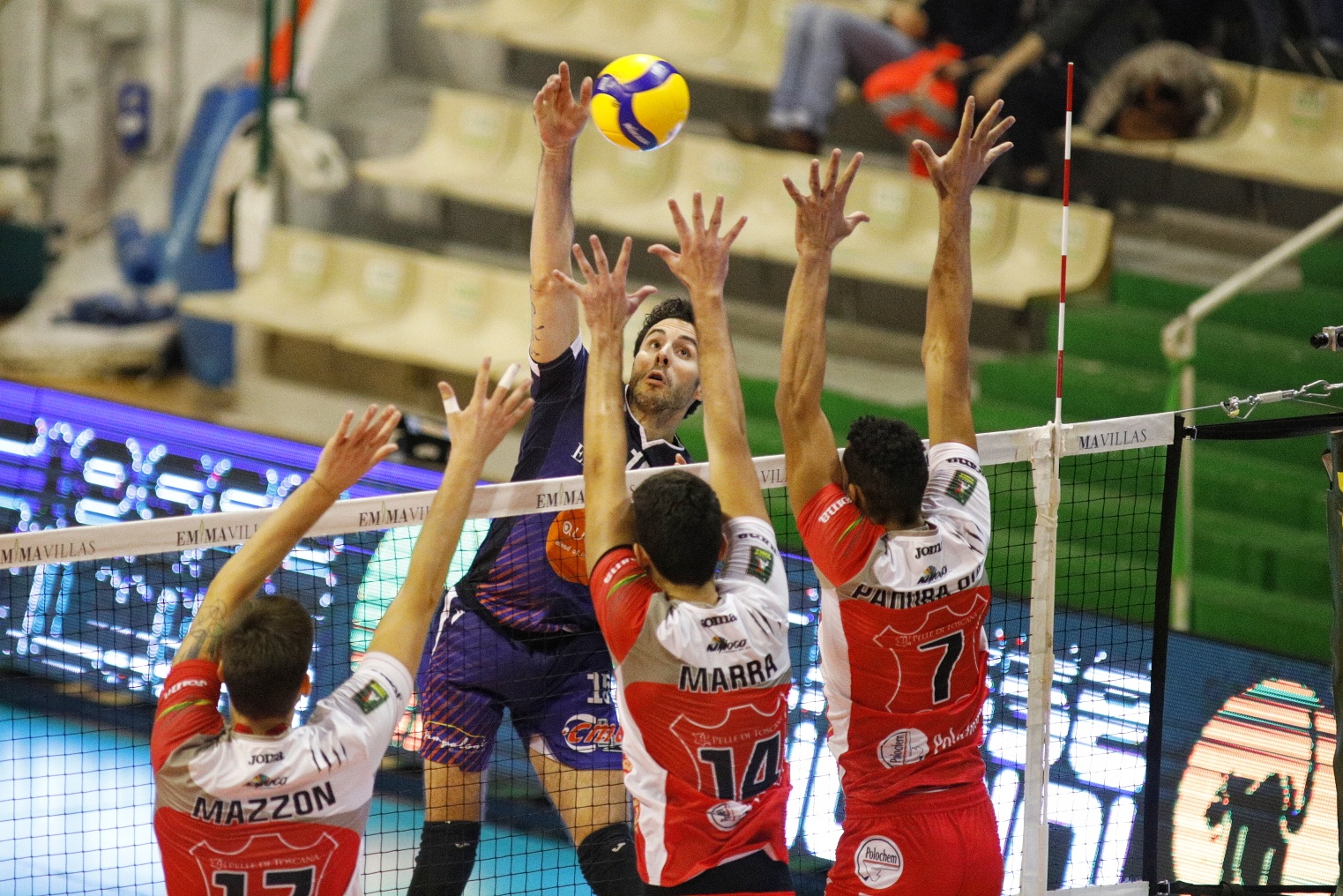 LA KEMAS LAMIPEL SI SVEGLIA TARDI, SIENA VINCE PER 3-1