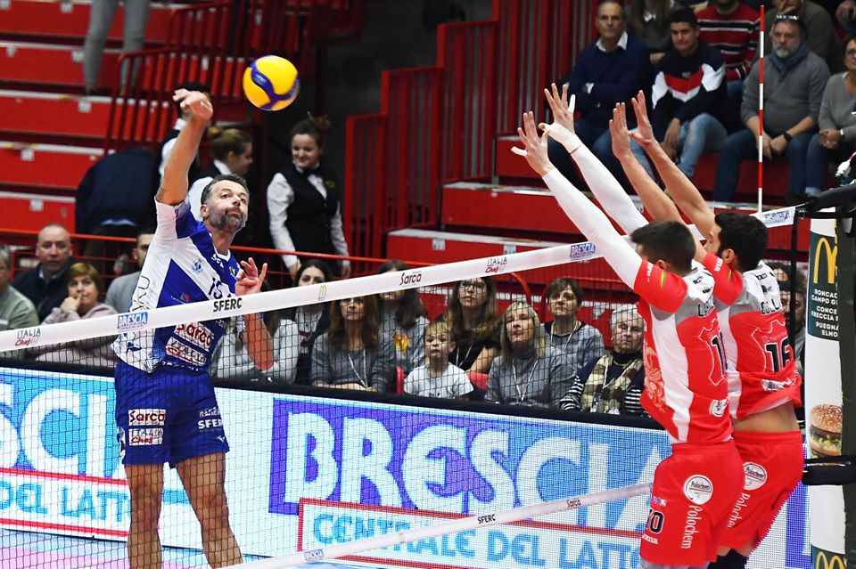 BATTAGLIA INCREDIBILE E BEFFA FINALE PER LA KEMAS LAMIPEL A BRESCIA