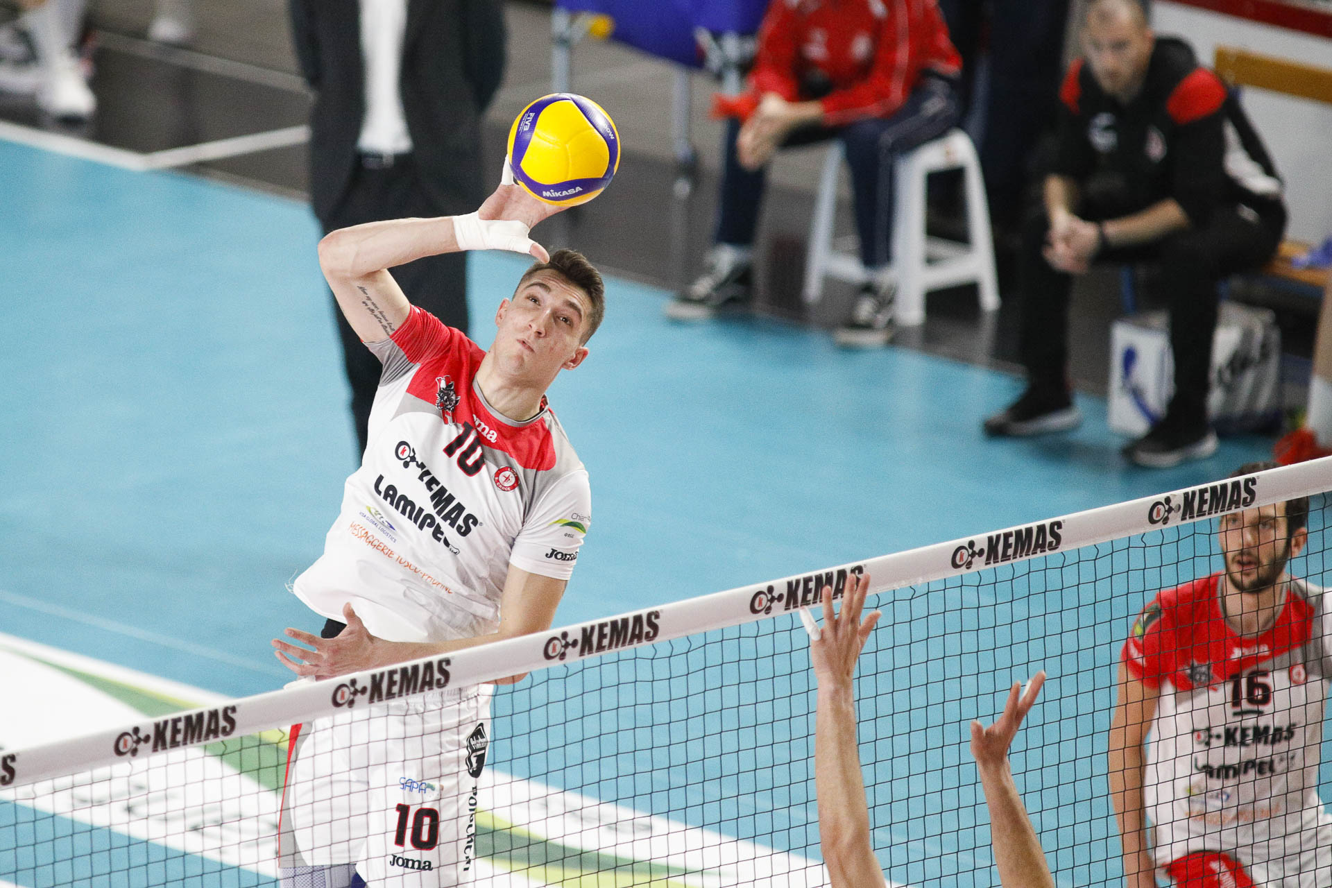 ARRIVA LA QUARTA SCONFITTA DI FILA, IL DERBY VA ALLA PEIMAR CALCI