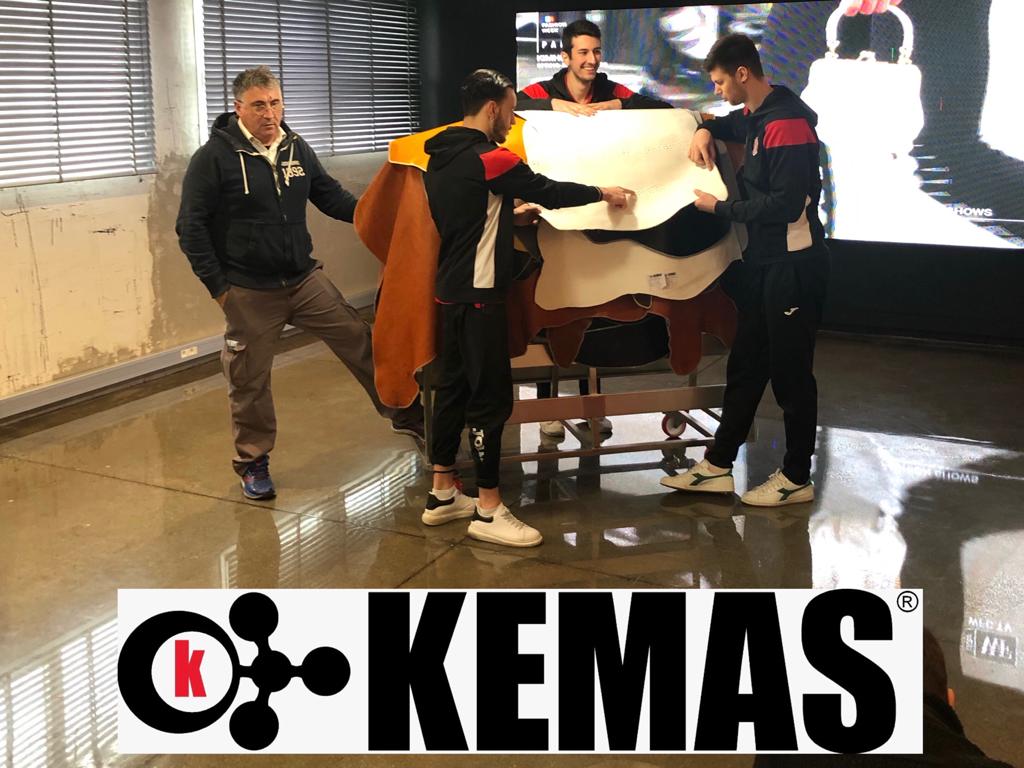 I LUPI VISITANO LA KEMAS