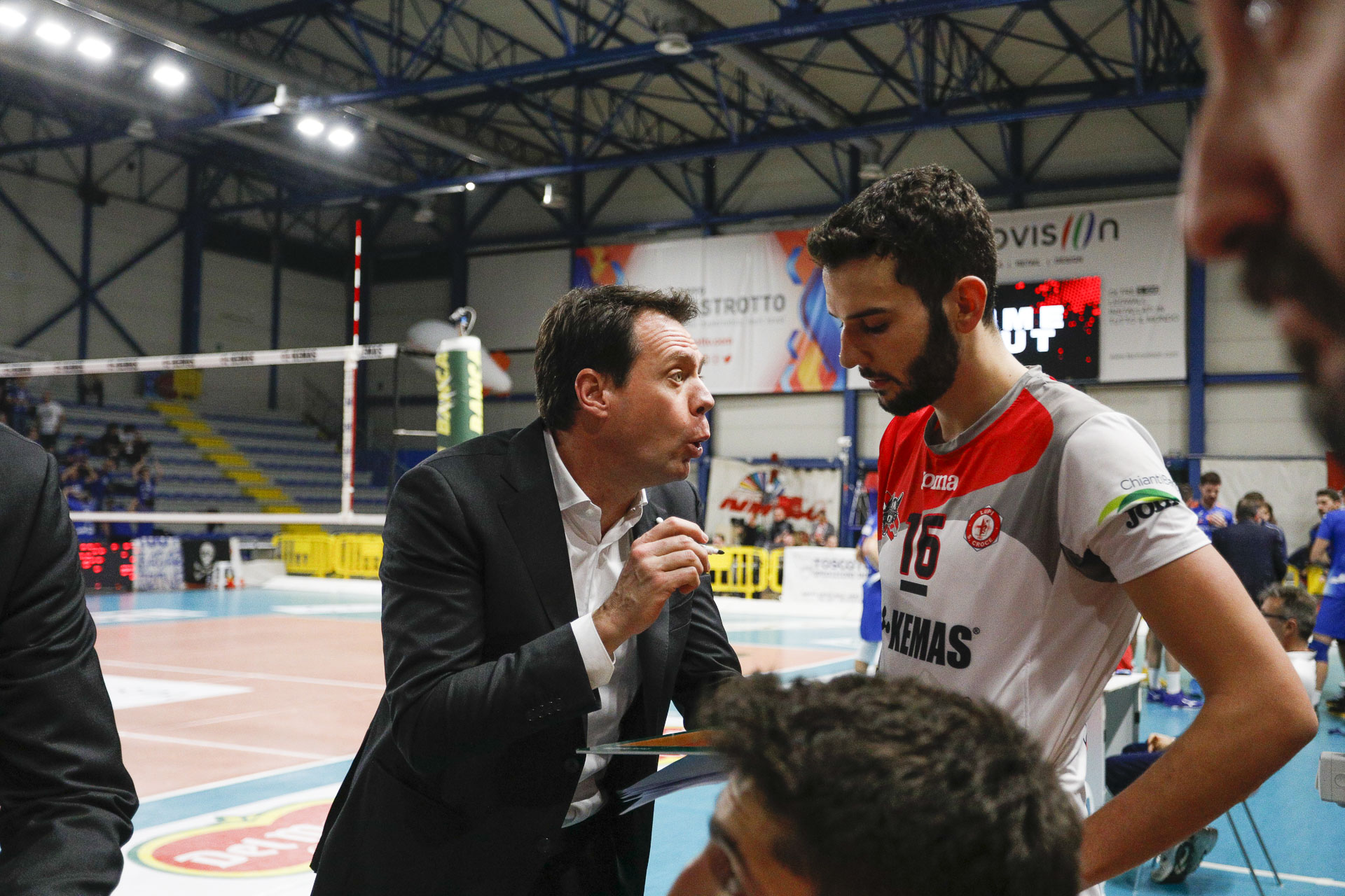 CEZAR DOUGLAS NON SARÀ L’ALLENATORE DEI LUPI PER LA STAGIONE 2020/21