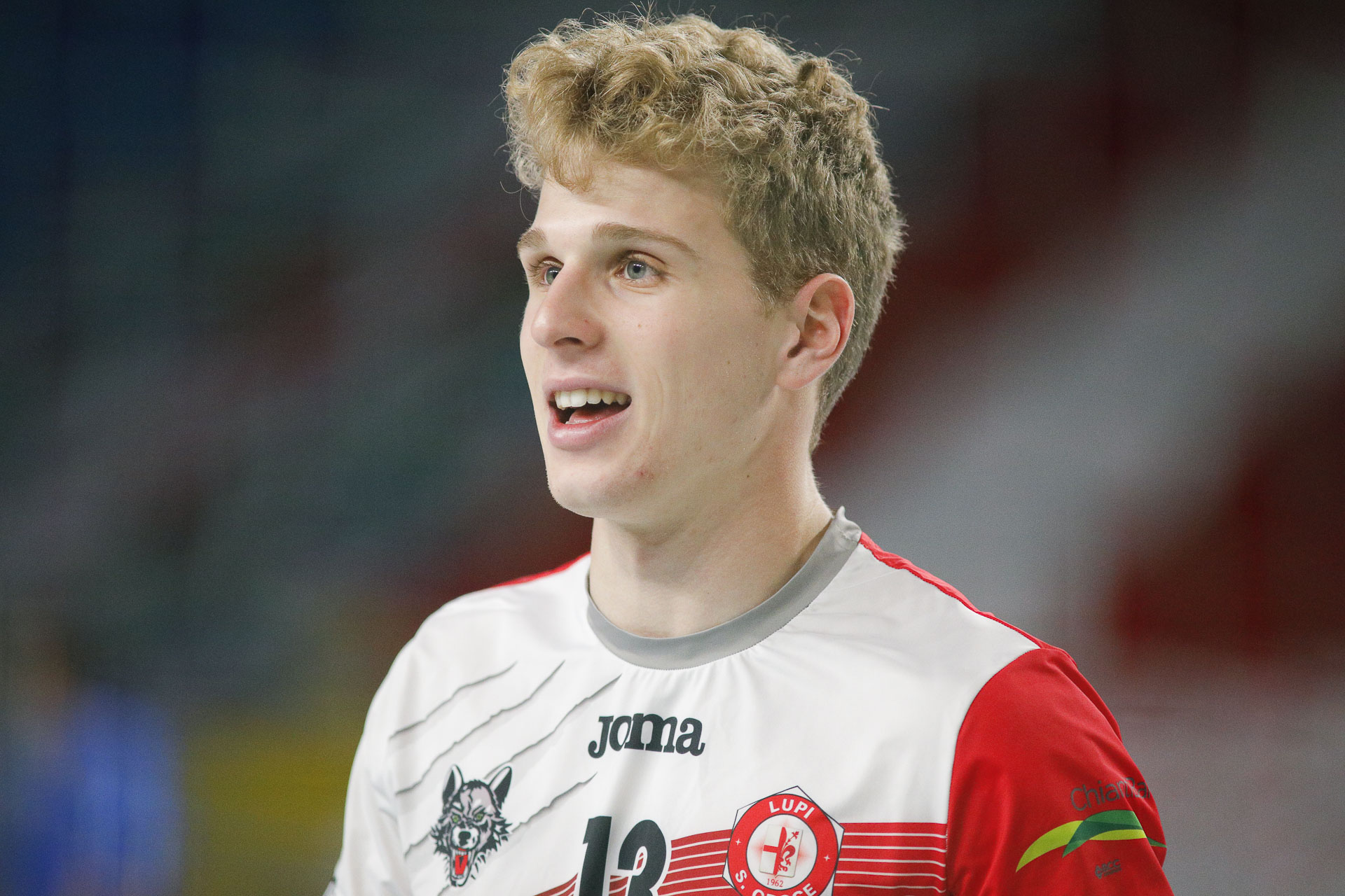 ARRIVA LAGONEGRO, “LUPI” IN CERCA DI RISCATTO