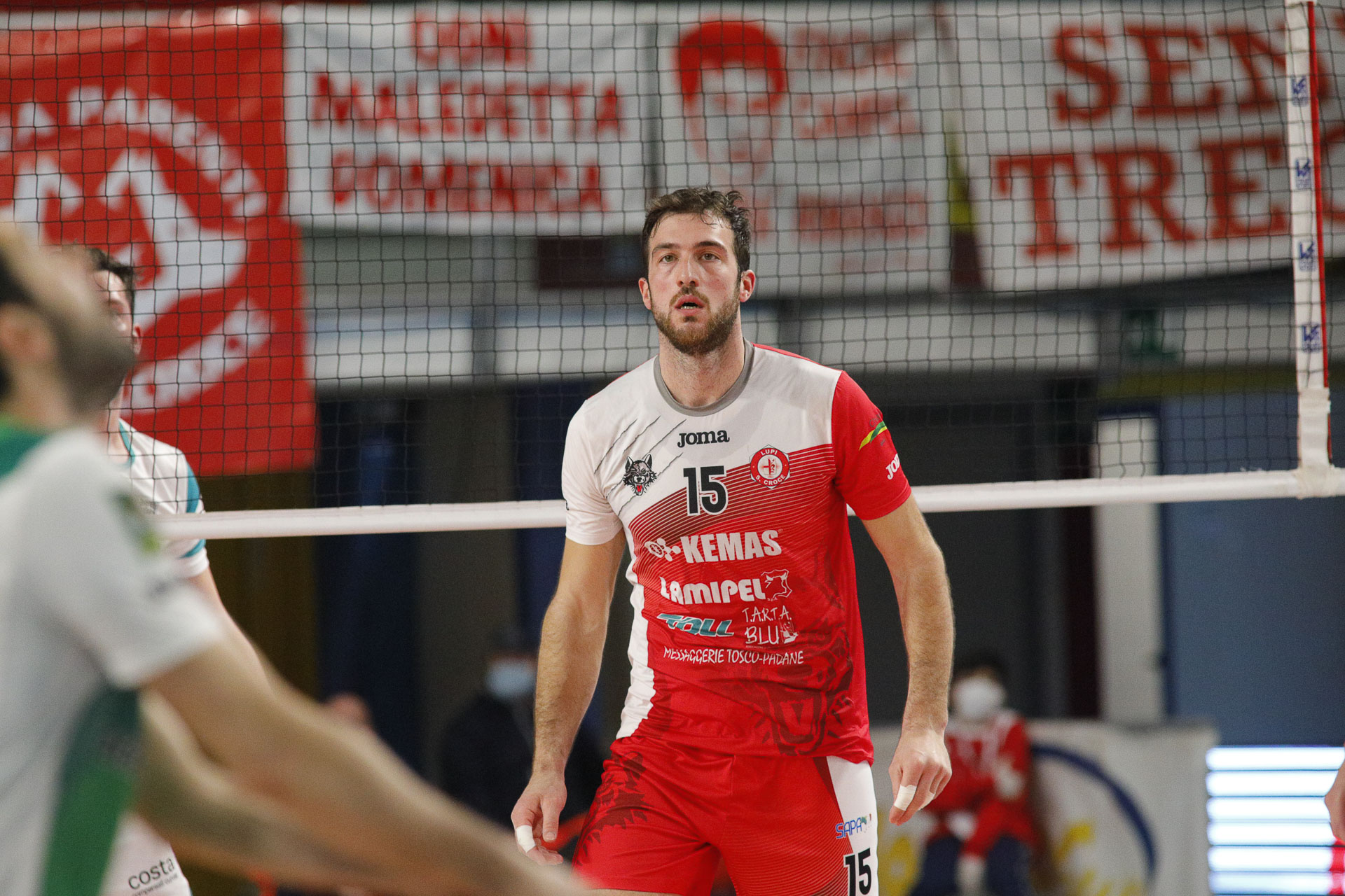 FESTI RIMANE IN BIANCOROSSO: CONFERMATO IL CENTRALE