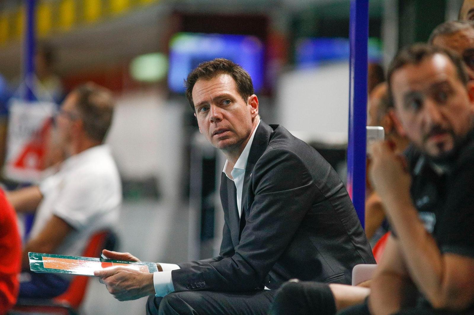 IL GRAN RITORNO: CEZAR DOUGLAS DI NUOVO AL TIMONE DELLA KEMAS LAMIPEL