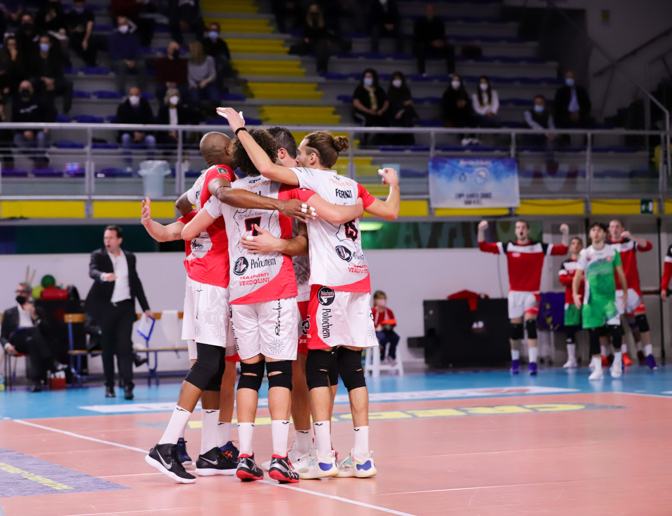 CUNEO VIOLA IL PALAPARENTI, PER LA KEMAS LAMIPEL SENZA WALLA NULLA DA FARE