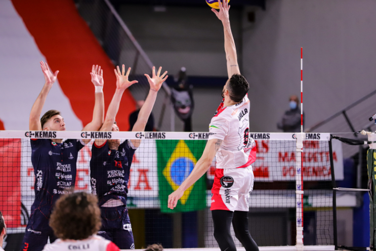 SETTIMANA DI RECUPERI, MONDOVI’ IN ARRIVO AL PALAPARENTI