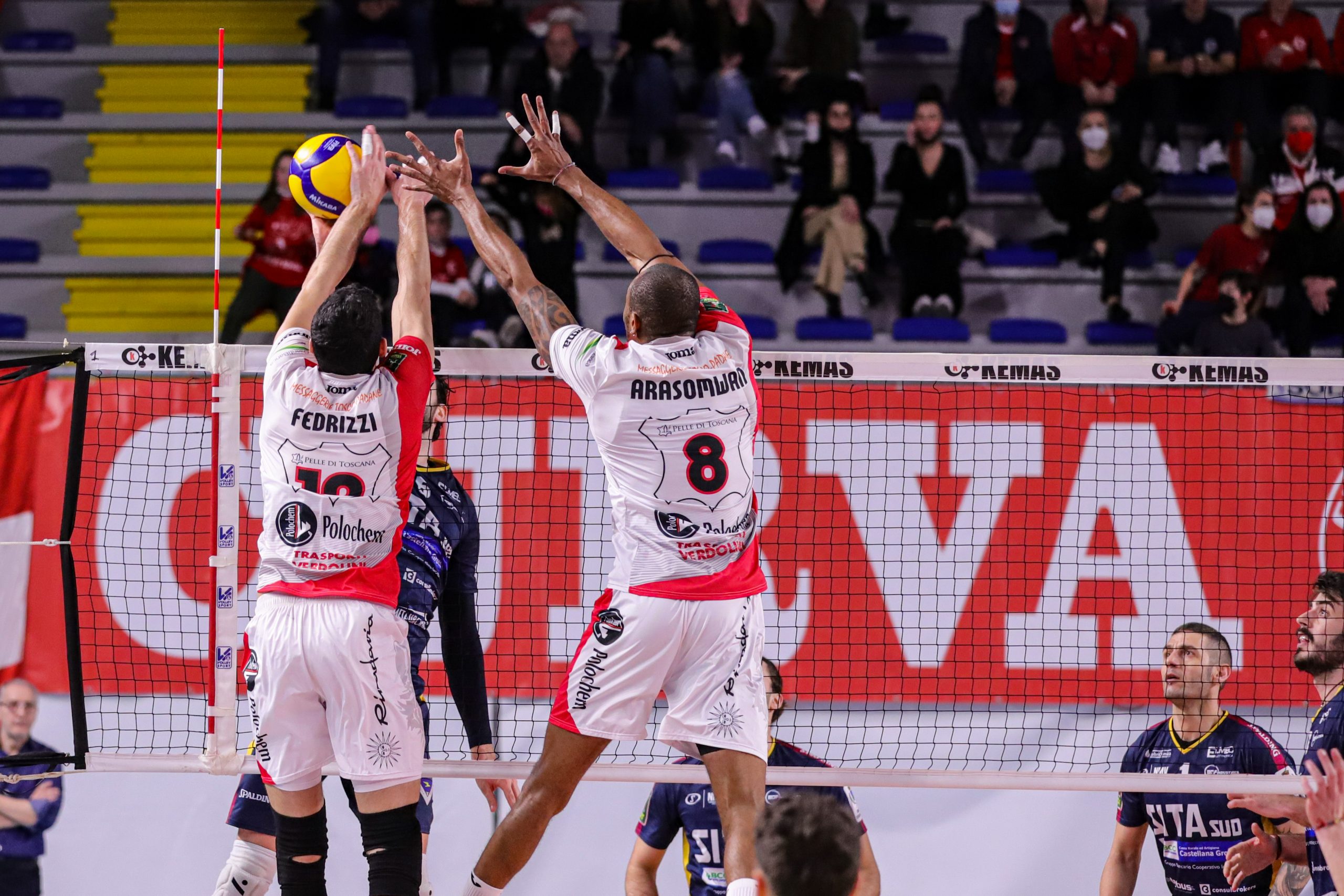 SETTIMA MERAVIGLIA BIANCOROSSA, ANCHE CASTELLANA GROTTE SI INCHINA.