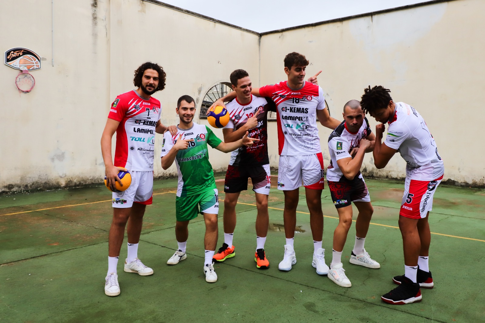 TRADIZIONE E INNOVAZIONE, PRESENTATE LE NUOVE MAGLIE