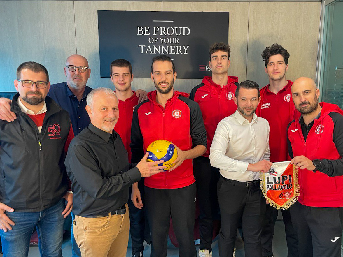 LUPI IN VISITA NEL VICENTINO DA FELTRE SRL